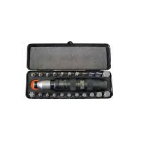 JUEGO BAHCO DESTORGOLPE 22 PUNTAS 7823